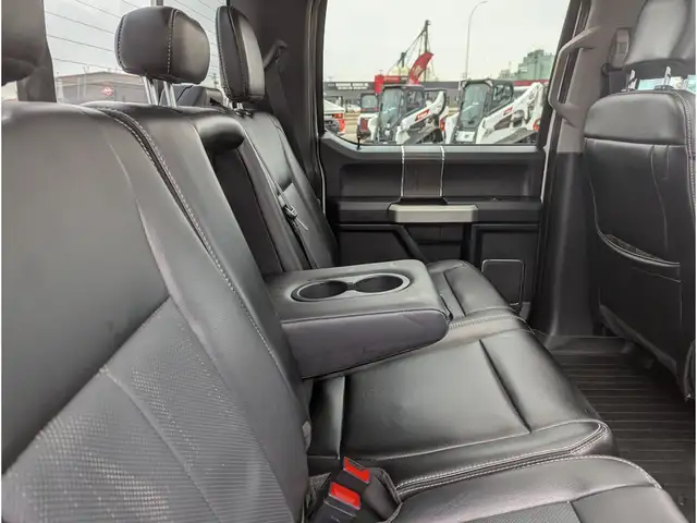 2020 Ford F-350 Lariat 6.7L Diesel/Touch Nav/Pano/Camera - Photo 23