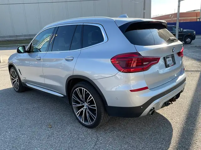 2018 BMW X3 xDrive30i - PREM. ENHANCED PKG! NAV! BACK-UP CAM! - Photo 5