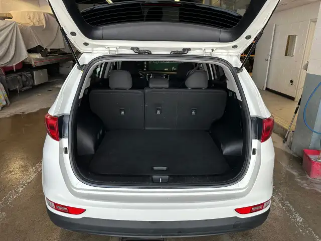 2017 Kia Sportage - Photo 9