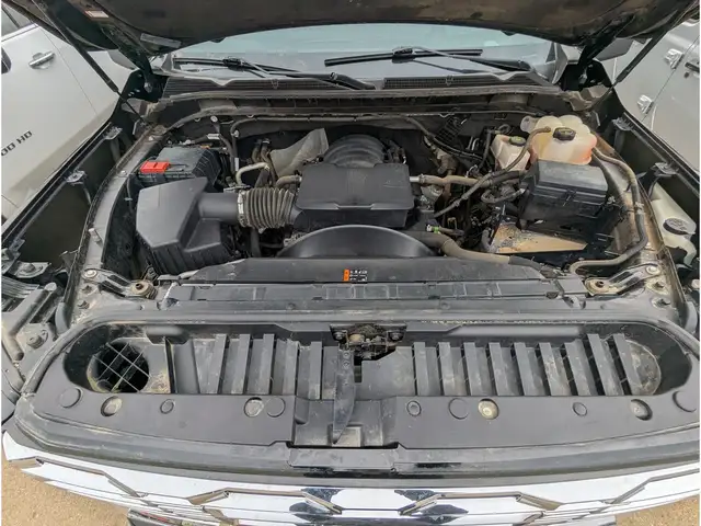 2024 GMC Sierra 3500HD Denali 6.6L GAS/Nav/Sunroof/Camera - Photo 6