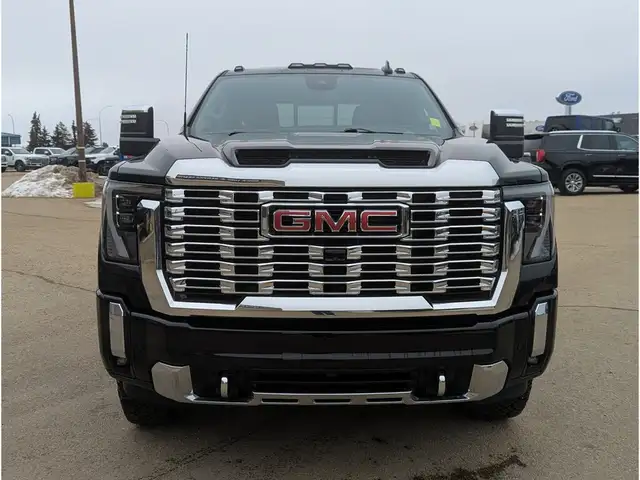 2024 GMC Sierra 3500HD Denali 6.6L GAS/Nav/Sunroof/Camera - Photo 7