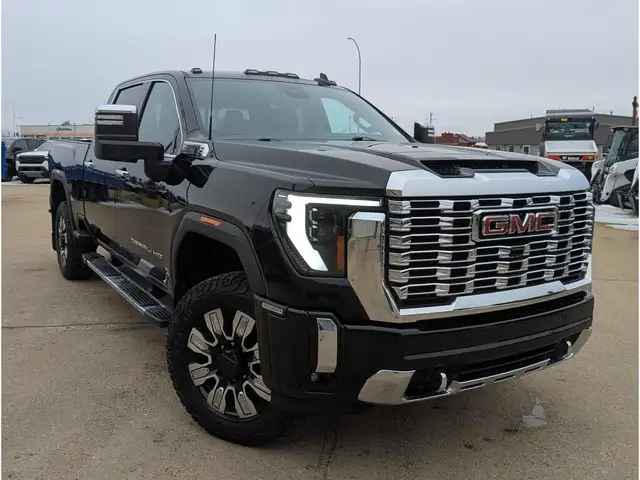 2024 GMC Sierra 3500HD Denali 6.6L GAS/Nav/Sunroof/Camera - Photo 8