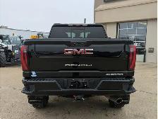 2024 GMC Sierra 3500HD Denali 6.6L GAS/Nav/Sunroof/Camera - Photo 11