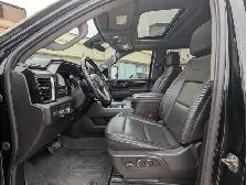 2024 GMC Sierra 3500HD Denali 6.6L GAS/Nav/Sunroof/Camera - Photo 19