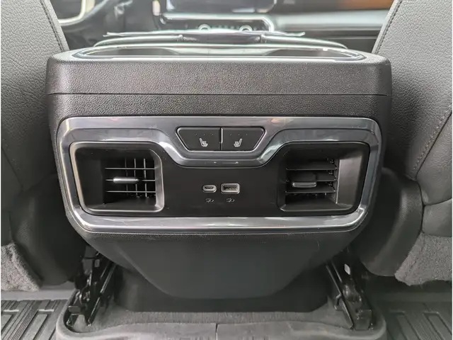 2024 GMC Sierra 3500HD Denali 6.6L GAS/Nav/Sunroof/Camera - Photo 22