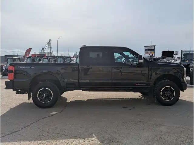 2026 Ford F-350 Platinum Tremor 6.7L Diesel/Touch Nav/Pano/Cam - Photo 8