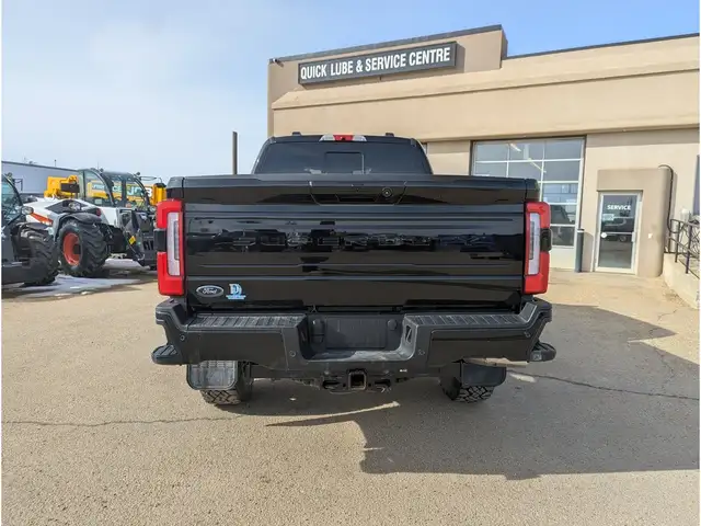 2026 Ford F-350 Platinum Tremor 6.7L Diesel/Touch Nav/Pano/Cam - Photo 10