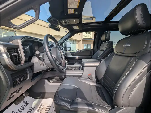 2026 Ford F-350 Platinum Tremor 6.7L Diesel/Touch Nav/Pano/Cam - Photo 17