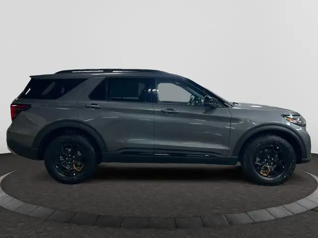 2026 Ford Explorer Tremor - Photo 6