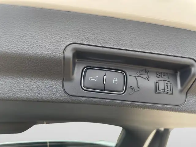 2026 Ford Explorer Tremor - Photo 11