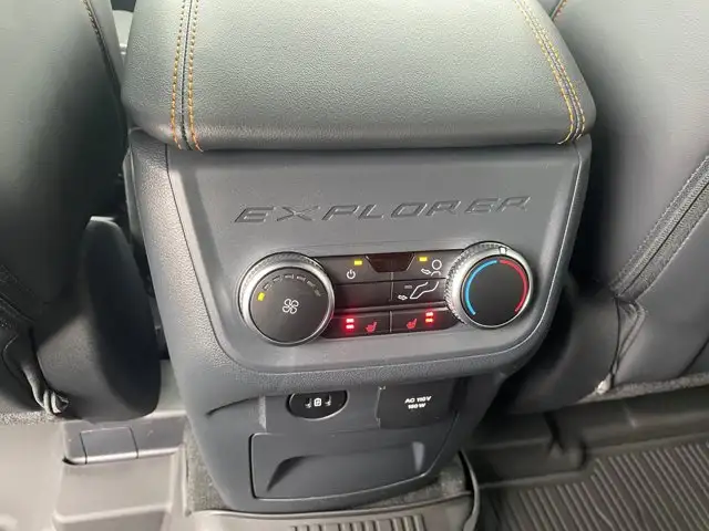 2026 Ford Explorer Tremor - Photo 18