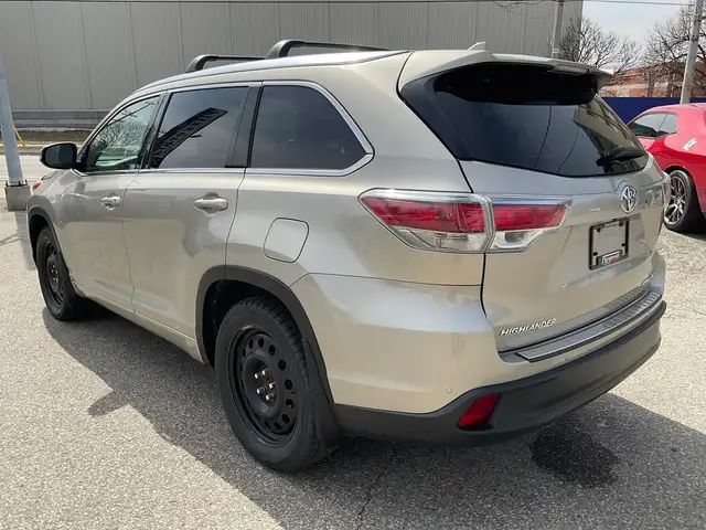 2015 Toyota Highlander Limited AWD V6 - LTHR! NAV! BACK-UP CAM! - Photo 6