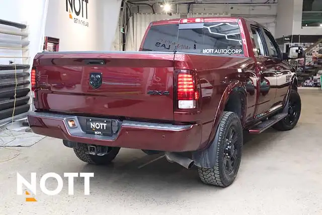 2018 RAM 3500 LARAMIE CREW CAB - Photo 5