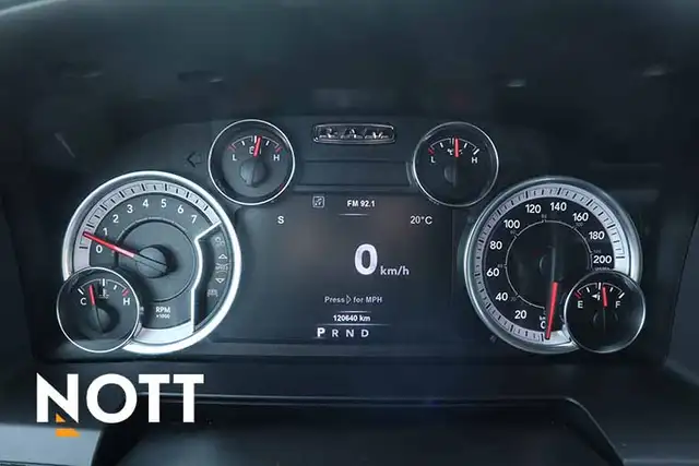 2018 RAM 3500 LARAMIE CREW CAB - Photo 23