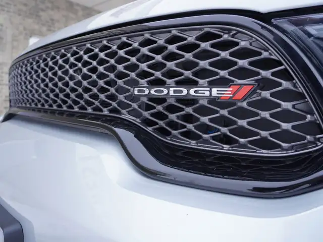 2023 Dodge Durango SXT AWD FULL 7-PASS WITH 3RD ROW, VERY CLEAN - Photo 41