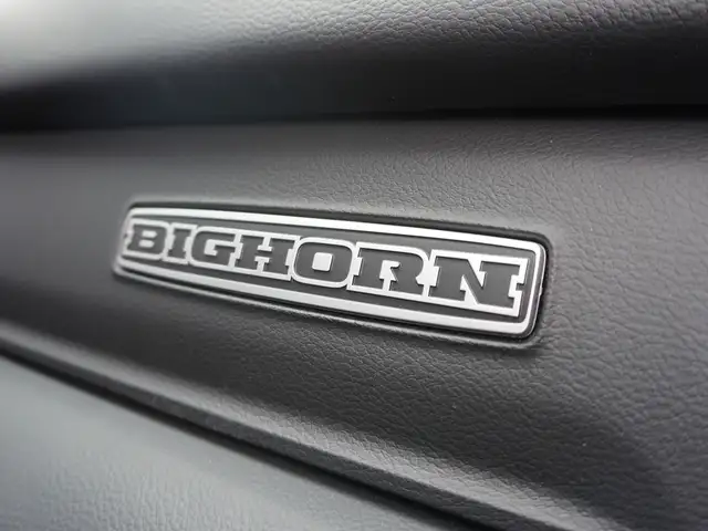 2019 Dodge Ram 3500 Big Horn 4x4 - NIGHT EDITION! | 6.7L Cummins - Photo 43