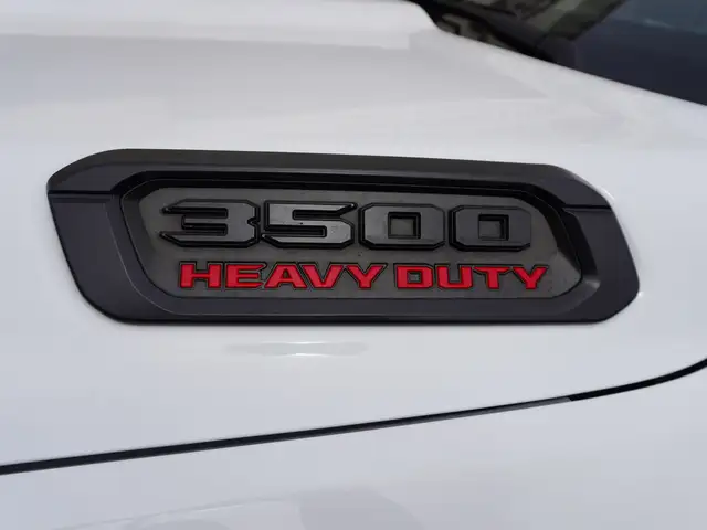 2019 Dodge Ram 3500 Big Horn 4x4 - NIGHT EDITION! | 6.7L Cummins - Photo 44