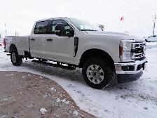 2024 Ford F-250 XLT 4WD Crew Cab 8' Box WORK READY AND LOW KMS - Photo 10
