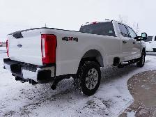 2024 Ford F-250 XLT 4WD Crew Cab 8' Box WORK READY AND LOW KMS - Photo 11