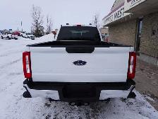 2024 Ford F-250 XLT 4WD Crew Cab 8' Box WORK READY AND LOW KMS - Photo 13
