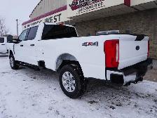 2024 Ford F-250 XLT 4WD Crew Cab 8' Box WORK READY AND LOW KMS - Photo 15