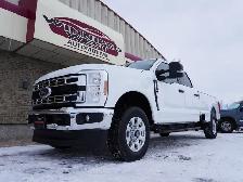 2024 Ford F-250 XLT 4WD Crew Cab 8' Box WORK READY AND LOW KMS - Photo 17