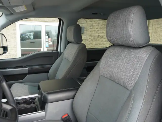 2024 Ford F-250 XLT 4WD Crew Cab 8' Box WORK READY AND LOW KMS - Photo 26