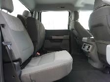 2024 Ford F-250 XLT 4WD Crew Cab 8' Box WORK READY AND LOW KMS - Photo 35