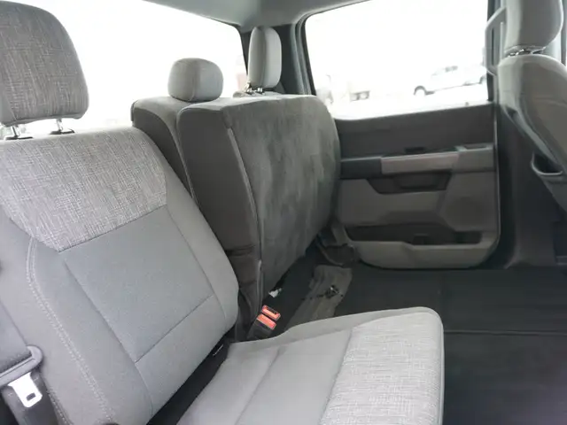 2024 Ford F-250 XLT 4WD Crew Cab 8' Box WORK READY AND LOW KMS - Photo 36