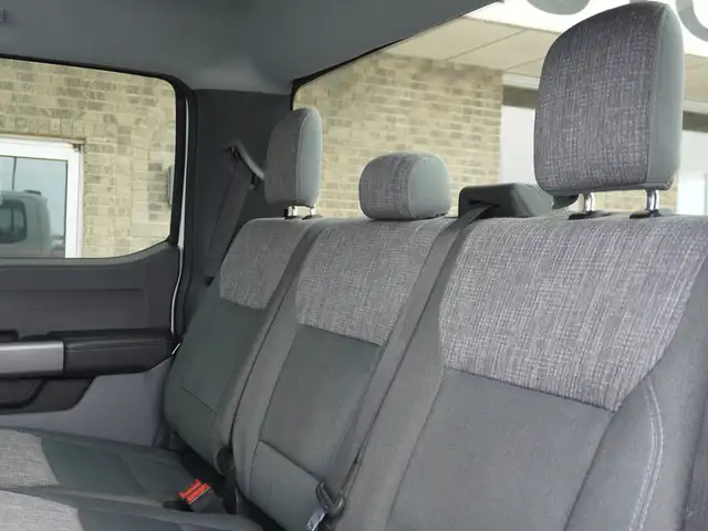 2024 Ford F-250 XLT 4WD Crew Cab 8' Box WORK READY AND LOW KMS - Photo 40