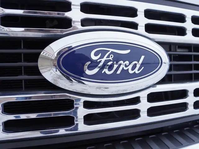 2024 Ford F-250 XLT 4WD Crew Cab 8' Box WORK READY AND LOW KMS - Photo 43