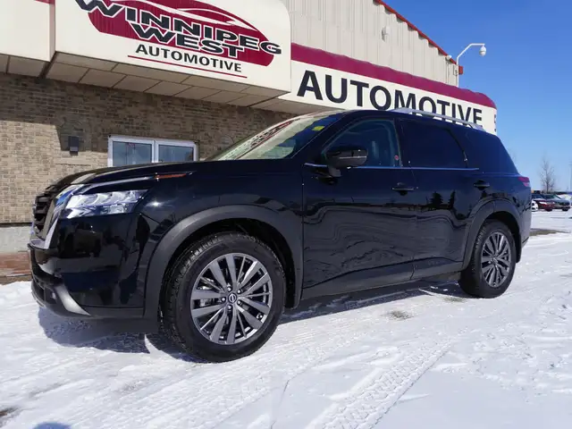 2022 Nissan Pathfinder SL 4WD PANORAMIC SUNROOF and 3rd ROW SEAT - Photo 2
