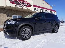 2022 Nissan Pathfinder SL 4WD PANORAMIC SUNROOF and 3rd ROW SEAT - Photo 2