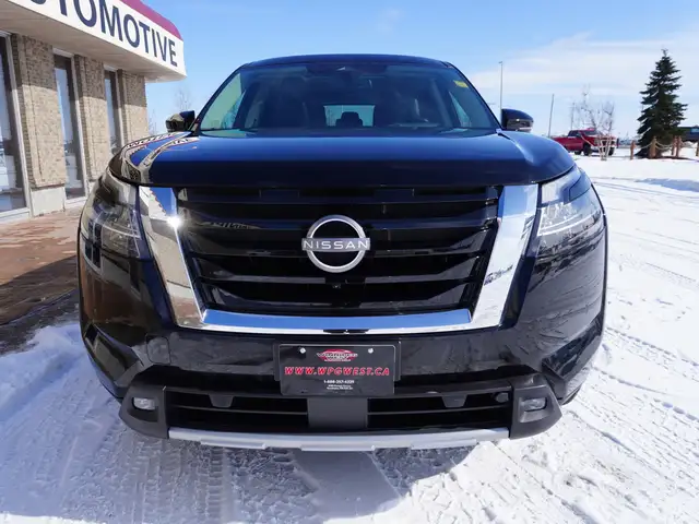 2022 Nissan Pathfinder SL 4WD PANORAMIC SUNROOF and 3rd ROW SEAT - Photo 6