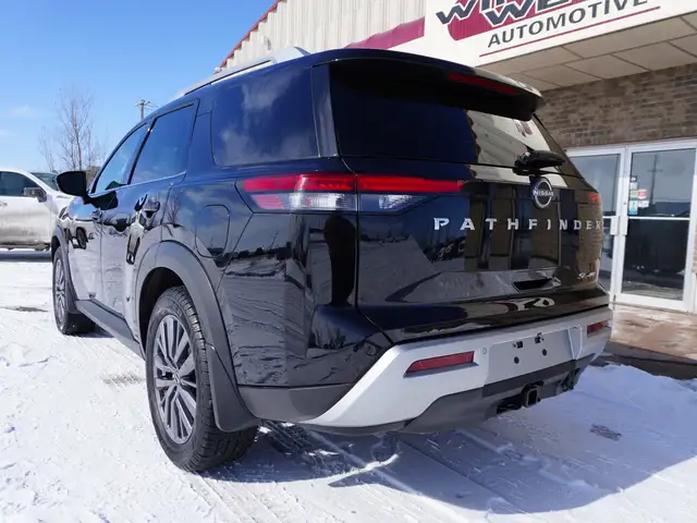 2022 Nissan Pathfinder SL 4WD PANORAMIC SUNROOF and 3rd ROW SEAT - Photo 13