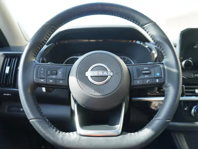 2022 Nissan Pathfinder SL 4WD PANORAMIC SUNROOF and 3rd ROW SEAT - Photo 19