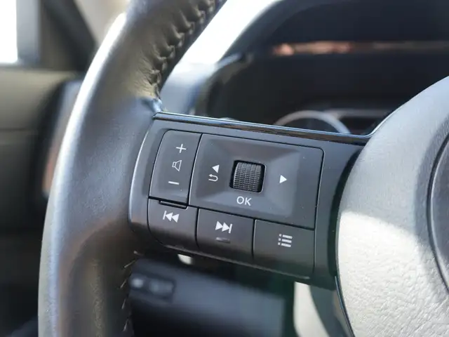 2022 Nissan Pathfinder SL 4WD PANORAMIC SUNROOF and 3rd ROW SEAT - Photo 20