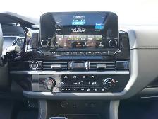 2022 Nissan Pathfinder SL 4WD PANORAMIC SUNROOF and 3rd ROW SEAT - Photo 27