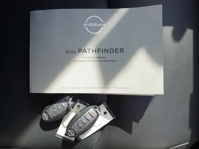 2022 Nissan Pathfinder SL 4WD PANORAMIC SUNROOF and 3rd ROW SEAT - Photo 43