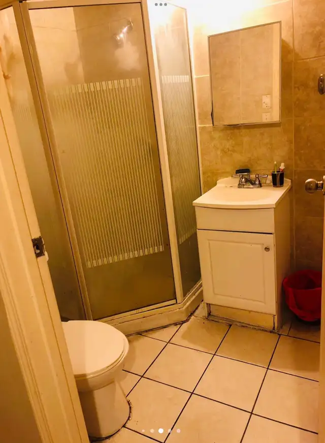 Room for rent in Crescent Heights NW - Photo 5