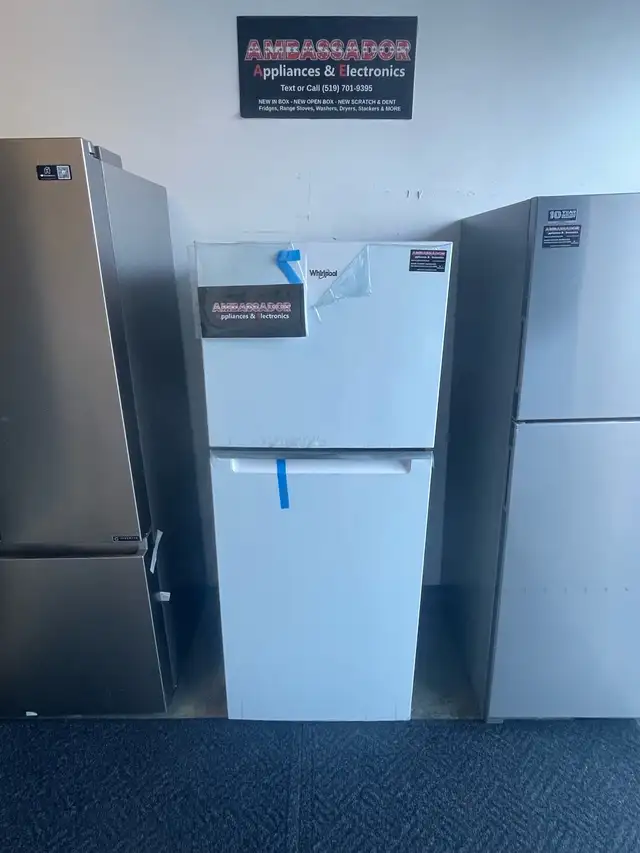NEW 24" Whirlpool Counter Depth Top Freezer Fridge (11.6 Cu.Ft)