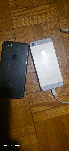 iphones 7 and 5s