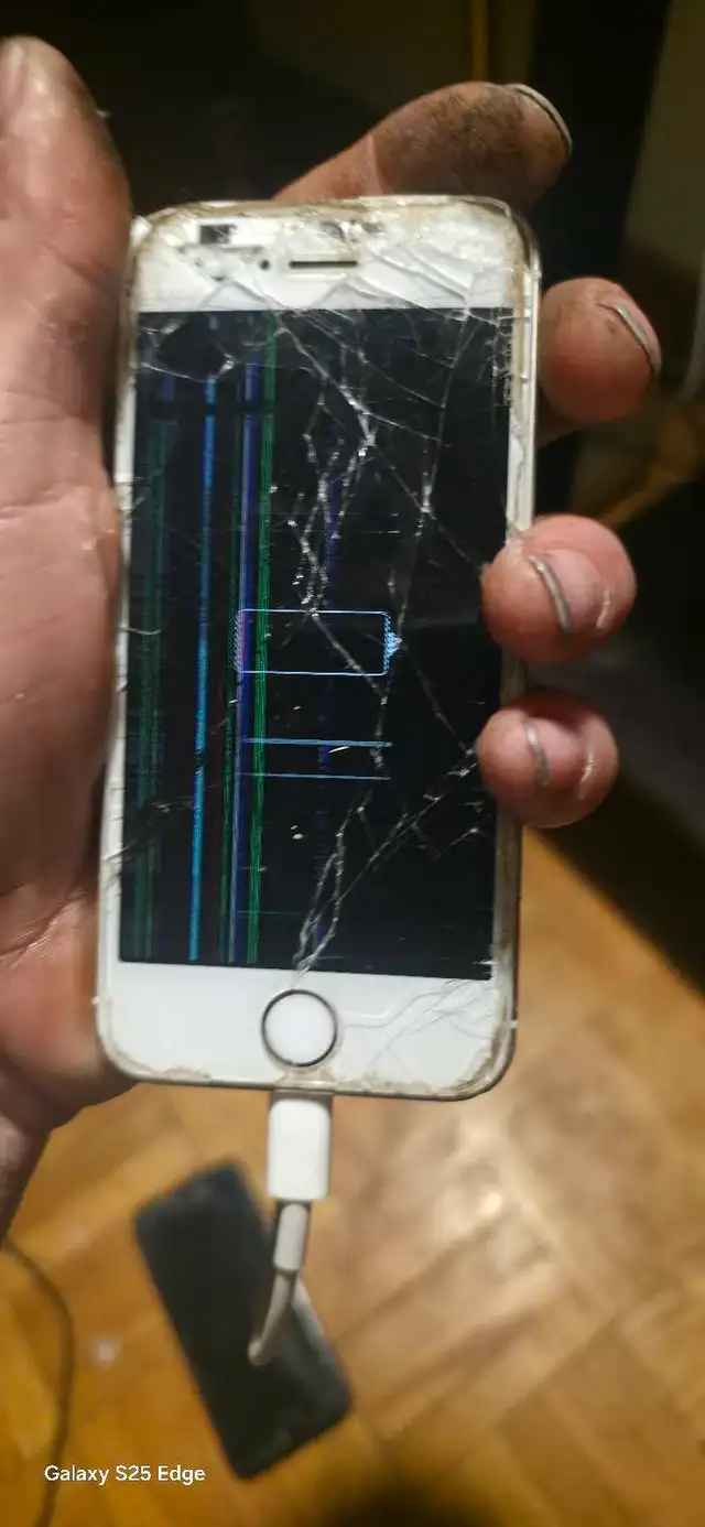 iphones 7 and 5s - Photo 3