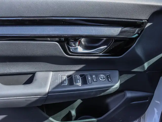 2025 Honda CR-V Sport AWD | SPORT | CARPLAY | REMOTE START |... - Photo 8