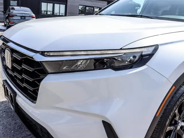 2025 Honda CR-V Sport AWD | SPORT | CARPLAY | REMOTE START |... - Photo 24
