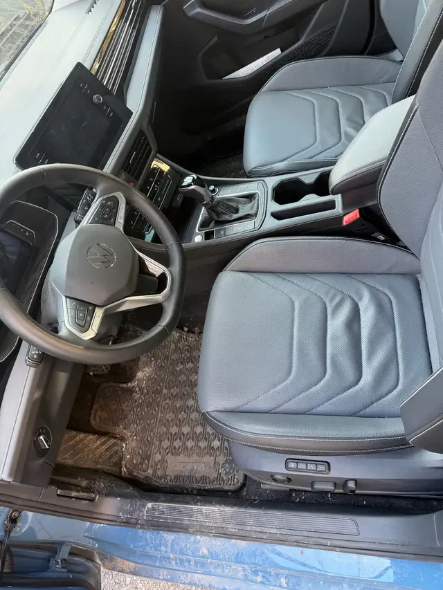 WINTER DIRT AND SALT FULL CAR INTERIOR