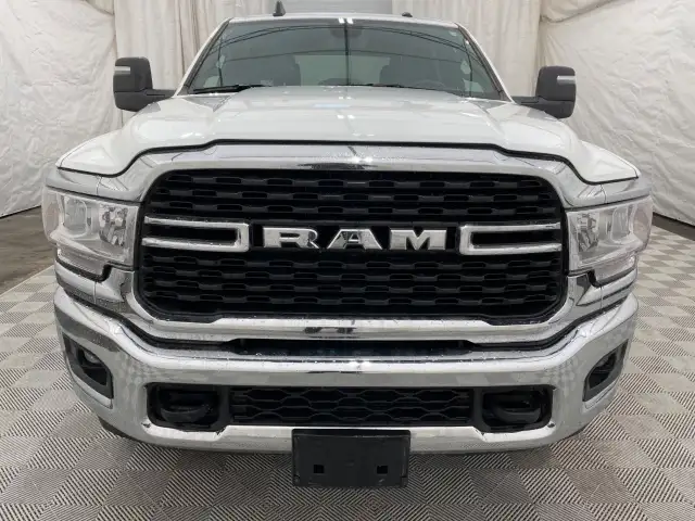 2024 Ram 3500 - Photo 2
