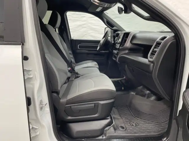 2024 Ram 3500 - Photo 12