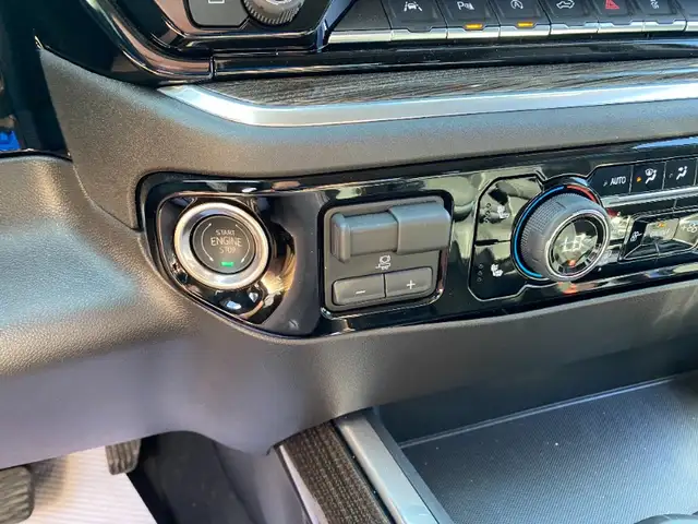 2026 Chevrolet Silverado 1500 LT Trail Boss Leather|Heated Seats - Photo 9