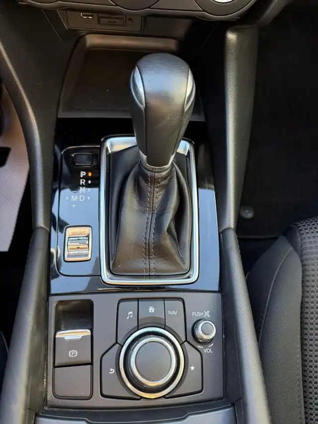 2018 Mazda 3 GX Auto for sale - Photo 10